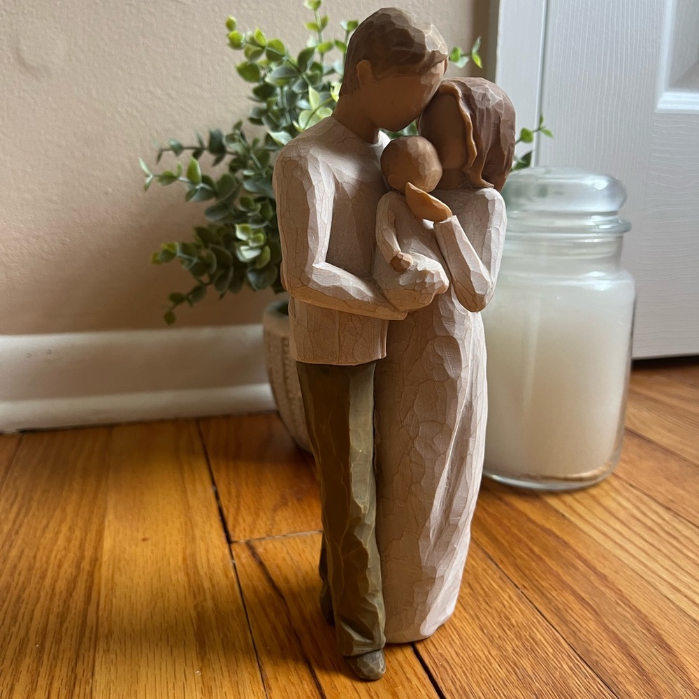 Willow Tree ‘Our Gift’ figure